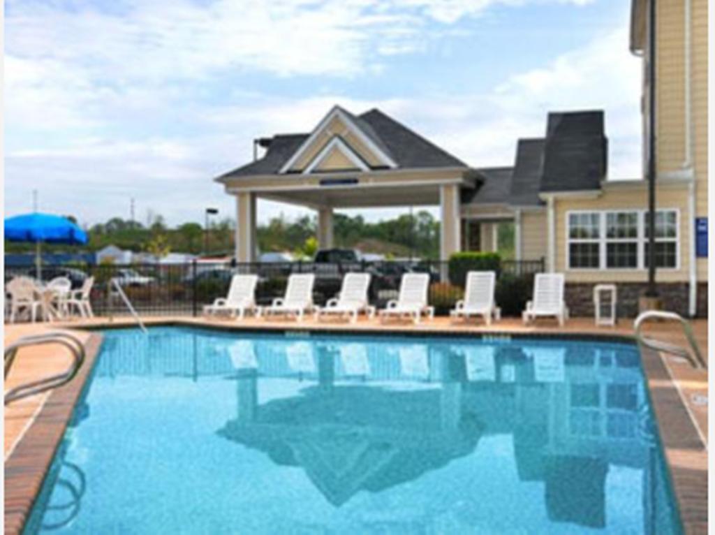 Microtel Inn & Suites By Wyndham Gardendale Facilities photo